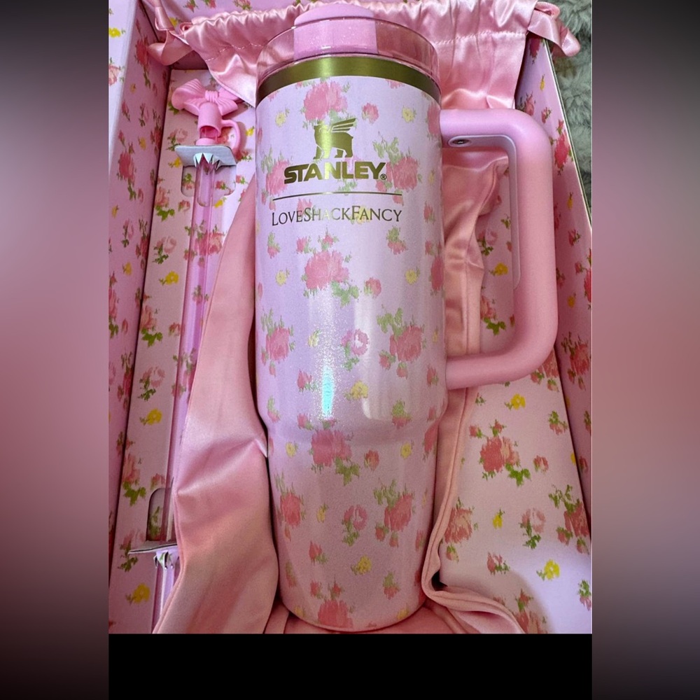 Loveshack Fancy Stanley 30oz 🌸 NIB
